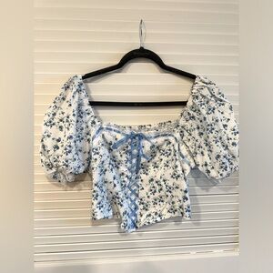Cute flower crop top blouse